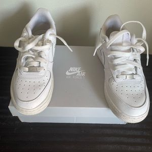 Nike Air Force Sneakers